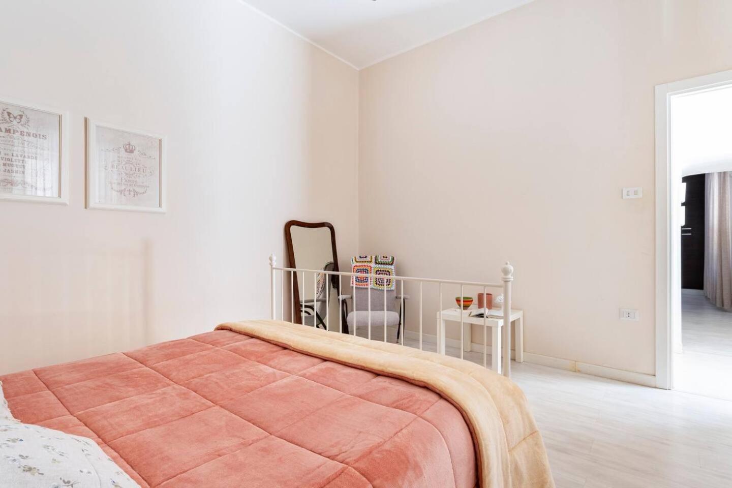 Casa Pinu Appartement San Michele di Ganzaria Buitenkant foto