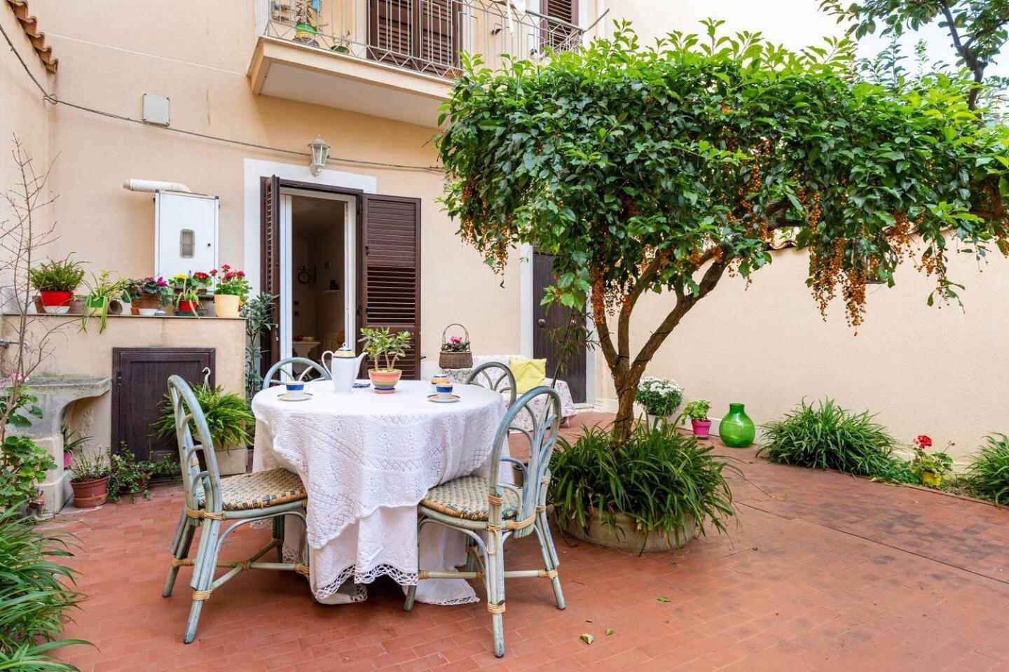 Casa Pinu Appartement San Michele di Ganzaria Buitenkant foto